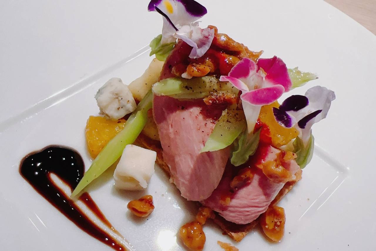 コース料理とワインのお店UNE（アン）